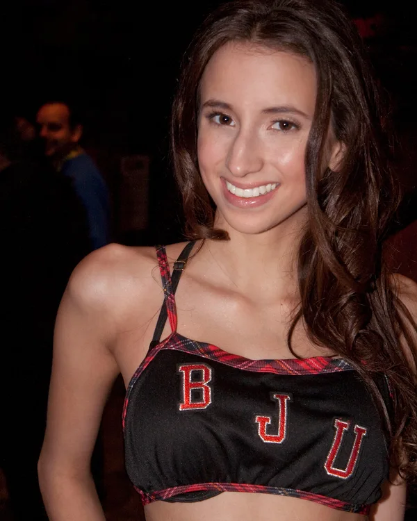 Retrato de Belle Knox, fotografada por Baldwin Saintilus from USA